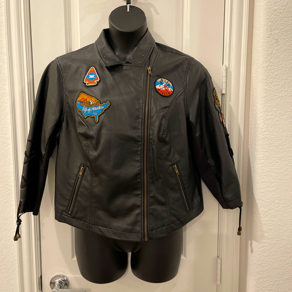 Torrid Signature Moto Jacket. Barely worn, like new. Fits better a size 14-16